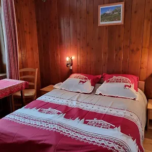 Stellina Maison d'hôtes Lanslevillard