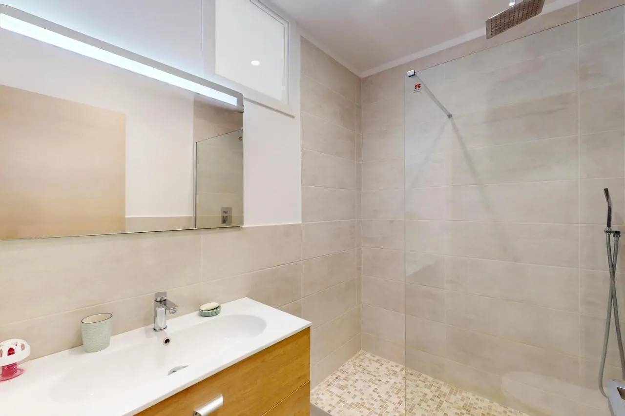 Aparthotel Loft Victor Hugo 73 Fshh Nice 0*,  Francie